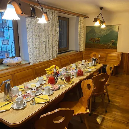 Couette-café Hof Zur Steinwaend 3*
